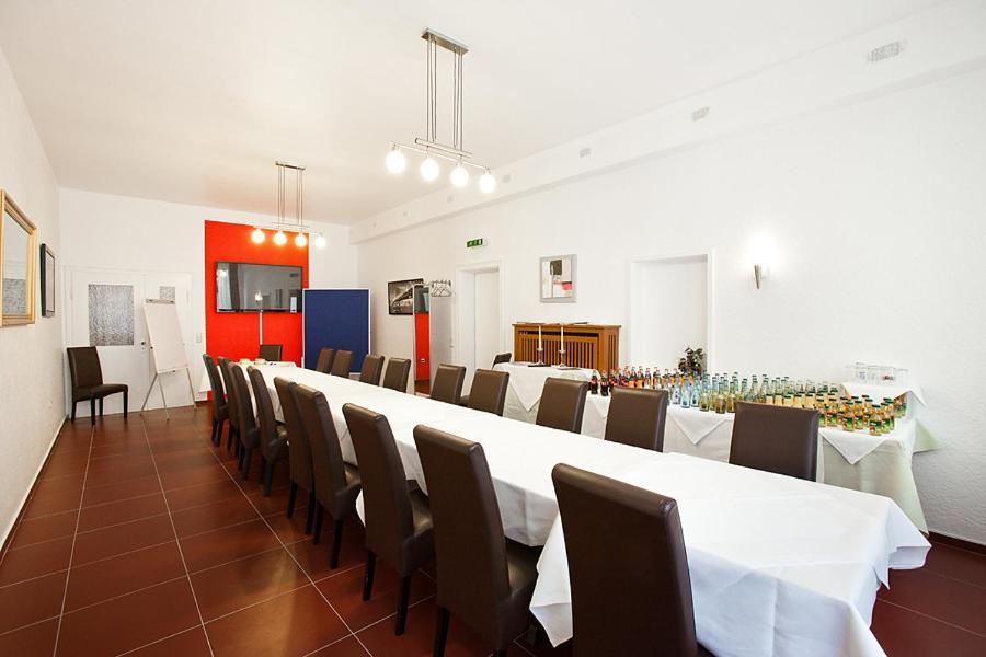 Hotel Jasmin Πφορτζχάιμ Εξωτερικό φωτογραφία
